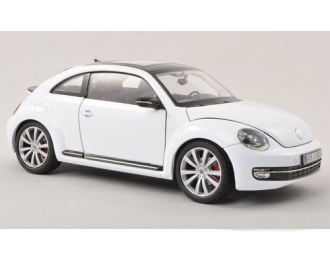 VOLKSWAGEN Beetle (2012), white