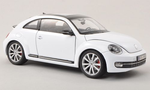 VOLKSWAGEN Beetle (2012), white