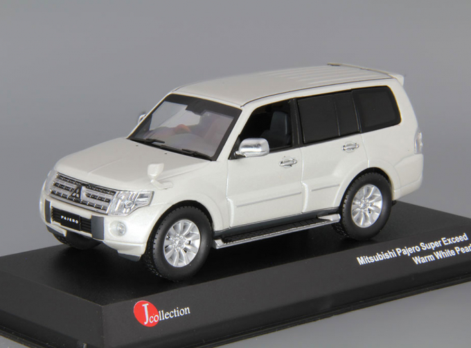 MITSUBISHI Pajero Long Super Exceed, white