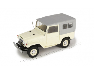 Toyota Land Cruiser FJ40 1967 бежевый с серым тентом