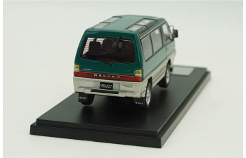 MITSUBISHI Delica Star Wagon 4WD (1990-1999), green metallic / silver