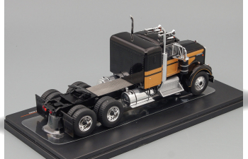 KENWORTH W900 (1976), black