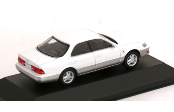 TOYOTA Windom Limousine (1991), white