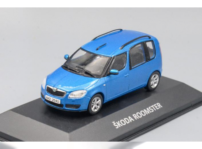 SKODA Roomster (2007), blue