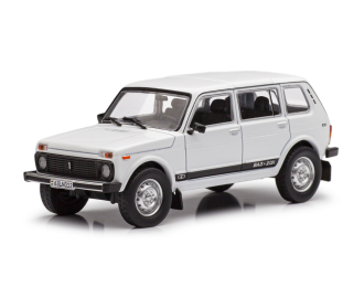 ВАЗ 2131 Нива 5 дв. белый