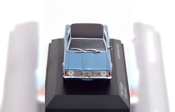 FORD Taunus (1970), blau metallic / matt-schwarz