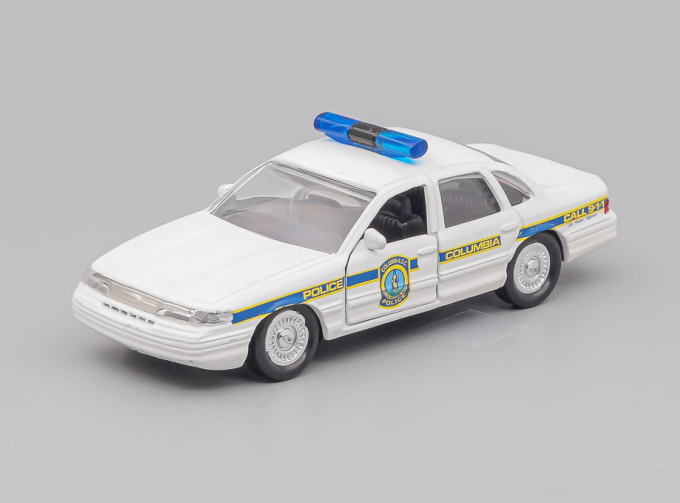 FORD Crown Victoria Columbia Police, white