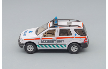 MERCEDES-BENZ ML320 "Accident Unit", white