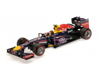 INFINITI RED BULL RACING RENAULT RB9 - MARK WEBBER - LAST F1 RACE BRAZIL GP 2013