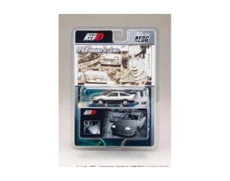 TOYOTA Corolla Levin (AE86)/ INITIAL DWataru Akiyama vs Takumi Fujiwara, white/black