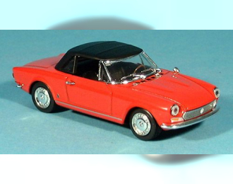 FIAT 124 Sport, red