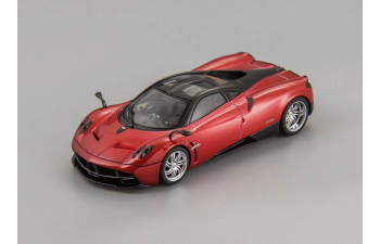 PAGANI Huayra (2011), met. red