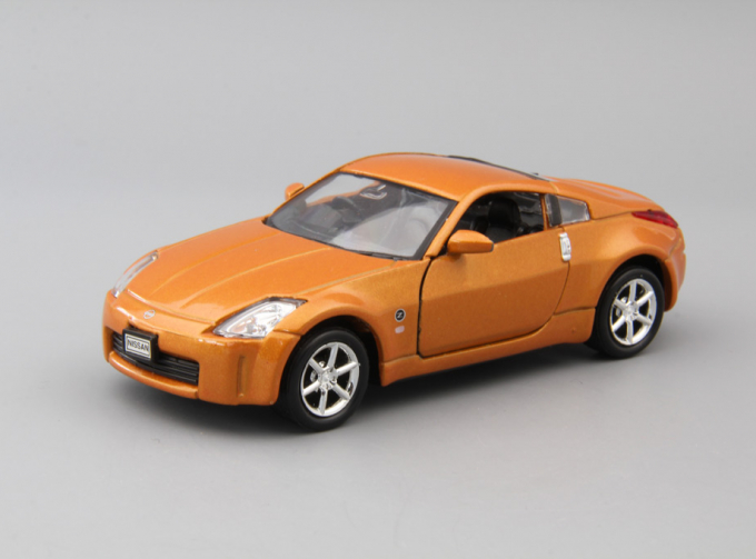 NISSAN Fairlady Z (2003), orange