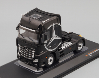 MERCEDES-BENZ Actros MP4 Tractive Unit Year (2012) black