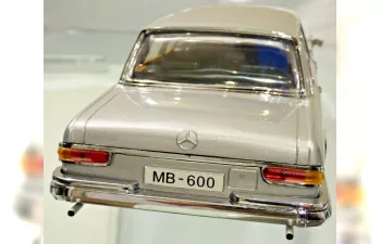 MERCEDES-BENZ 600 Pullman (1966), silver