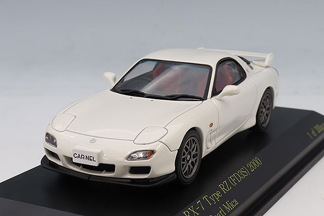 MAZDA RX-7 Type RZ (FD3S) (2000), snow white pearl mica