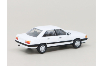 AUDI 100 (C3) (1982), white