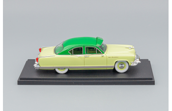 Kaiser-Frazer Manhattan 2-Door-Sedan - 1953 (green)