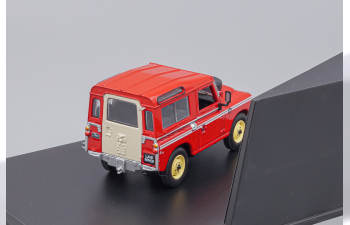 LAND ROVER 88 Station Wagon Serie III Red