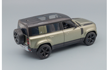 LAND ROVER New Defender 110 (2020), Light Green Met White