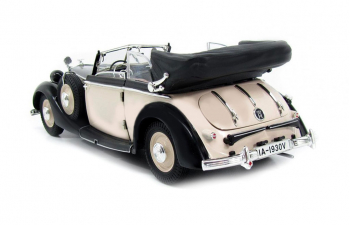 Horch 930 V Cabriolet (1937), cream / black