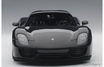 PORSCHE 918 Spyder Weissach Package (2013), black