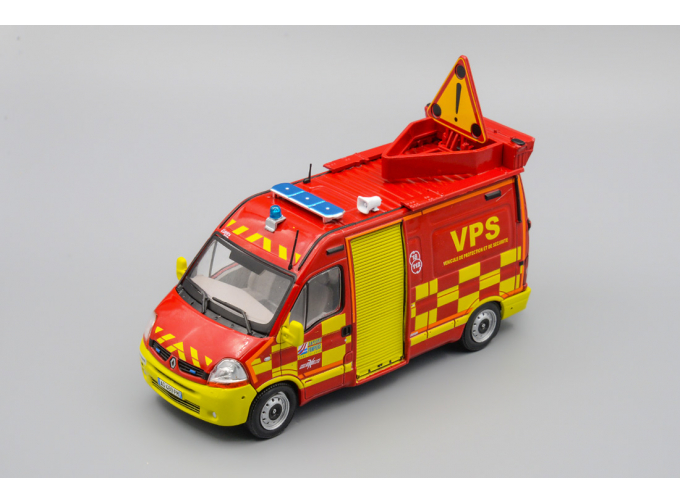 RENAULT Master II Lanéry - Véhicule de protection et de sécurité (Saône et Loire), Vehicules Legers Sapeurs-Pompiers 33