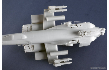 Сборная модель AH-64A Apache