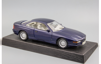 BMW 850i (1990), blue