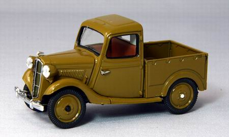 DATSUN 17 Pick up 1938, Brown