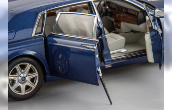 ROLLS-ROYCE Phantom EWB (2003), metropolitan blue