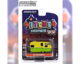 кемпер-трейлер SHASTA Airflyte Yellow/Green with Blue Stripe 