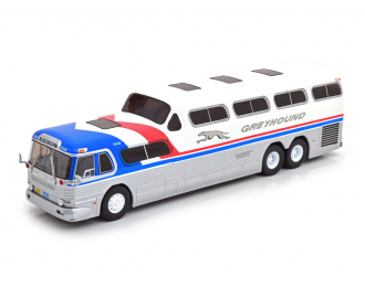 GMC SCENICRUISER "GREYHOUND" (1956), white / silver