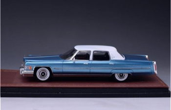 CADILLAC Fleetwood Brougham 1976 Crystal Blue Firemist