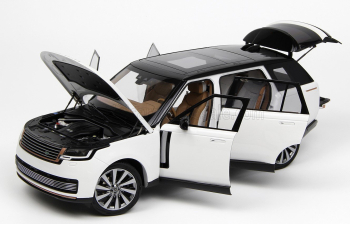 LAND ROVER RANGE Rover (2022), white / black
