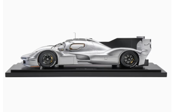 PORSCHE 963 4.6L Turbo v8 RSP (Roger Searle Penske tribute) one-off (2025), silver