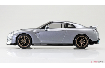 Сборная модель Nissan GT-R R35 (2024), Ultimate Metal Silver