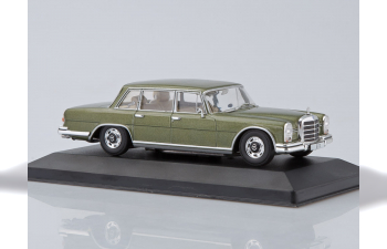 MERCEDES-BENZ 600 W100 (1964), metallic green