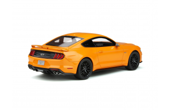 Ford Mustang 2019 (yellow)