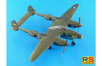 Сборная модель P-38E Lightning "Aleutian"