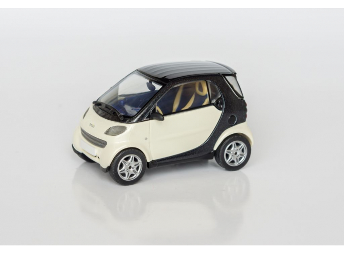 SMART City Coupe, cream / black