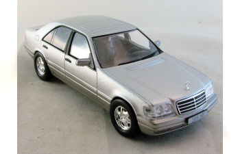 MERCEDES-BENZ 500 SE (1991), Mercedes-Benz Offizielle Modell-Sammlung 55, silver