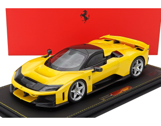 FERRARI F80 (2024) - Silver Rims - Con Vetrina - With Showcase, Giallo Modena - Yellow