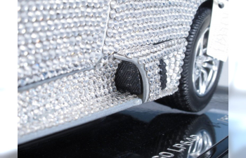 Lamborghini Murcielago LP640, украшенная 7668 кристаллами Swarovski