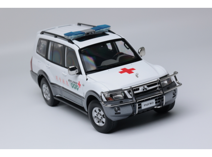 MITSUBISHI Pajero V73 Beijing Red Cross Rescue Service Center, white
