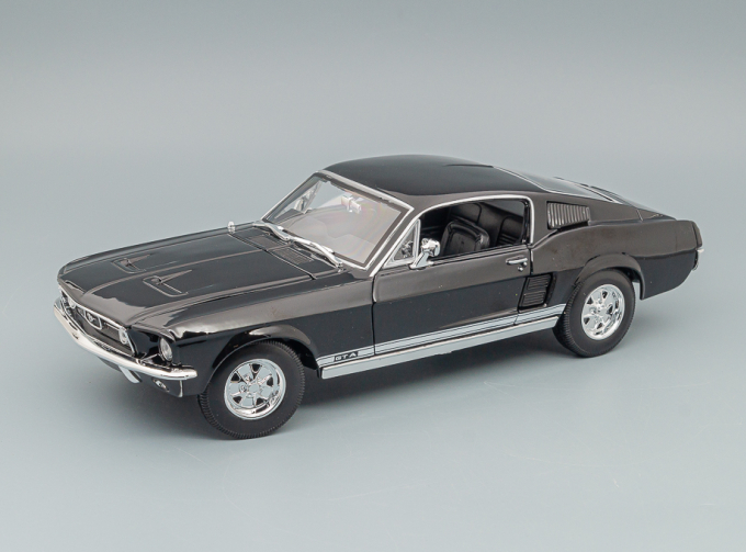 FORD Mustang Fastback (1967), black