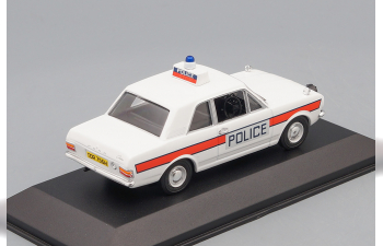 FORD Cortina Mk II Hampshire Police, white