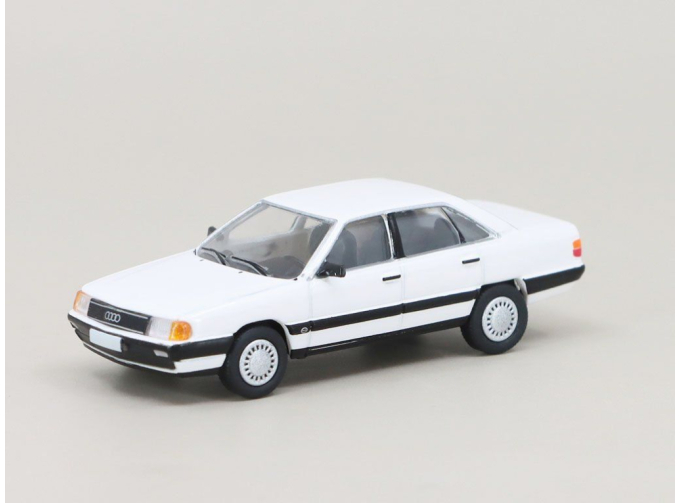 AUDI 100 (C3) (1982), white