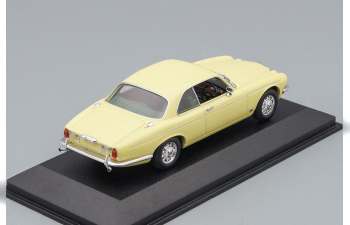 JAGUAR XJ12 Coupe Series II (1975), lemon