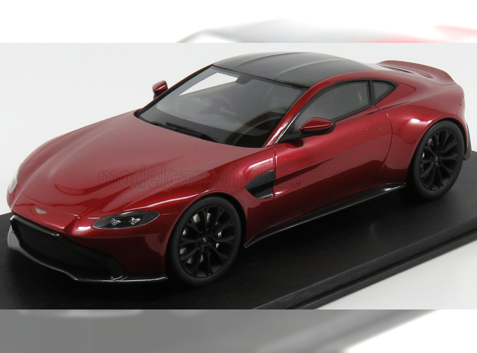 ASTON MARTIN Vantage (2018), Hyper Red